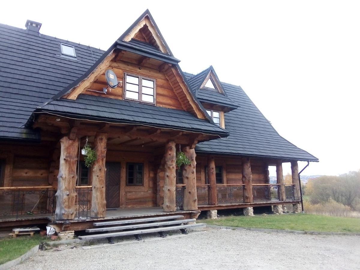 Chochlik Hotel Ustrzyki Dolne Exterior photo
